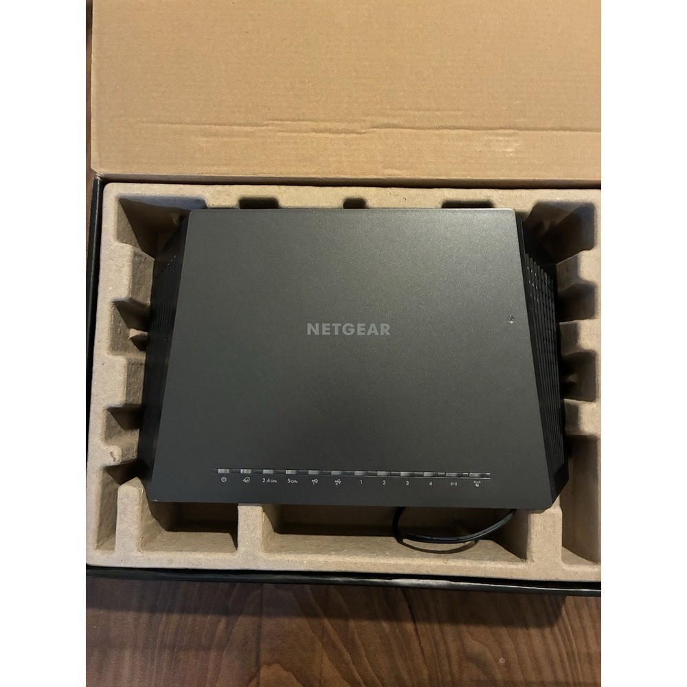 Netgear Router‎ (AC1900) - Picture 7 of 9